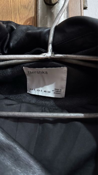 Geaca dama Bershka
