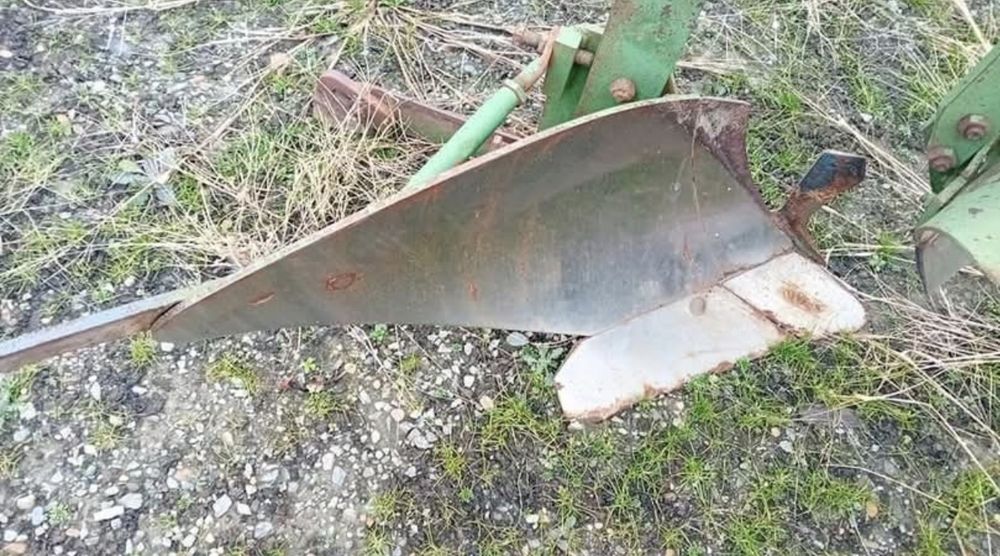 Plug reversibil hidraulic Muller 3+1,4 trupițe,cormane,brazde(gassner)