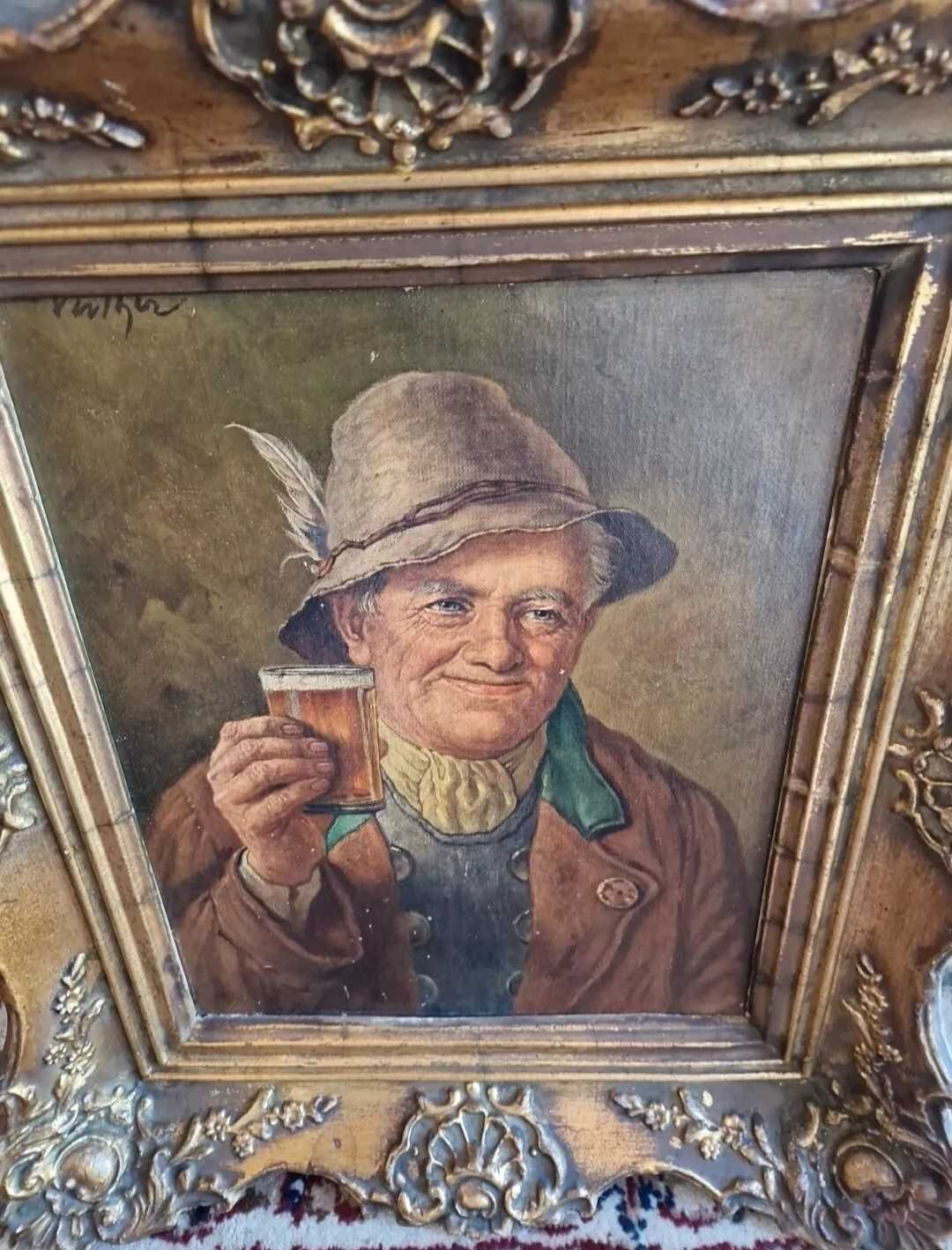 Стара картина в дървена рамка