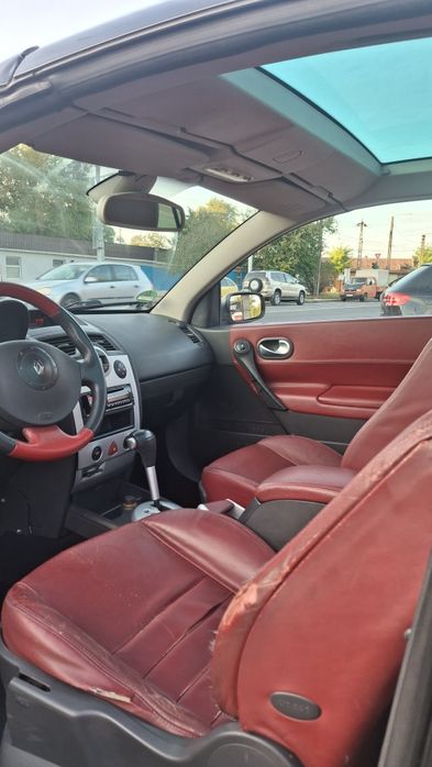 Renault Megane decapotabil motor 2l benzina cutie automata