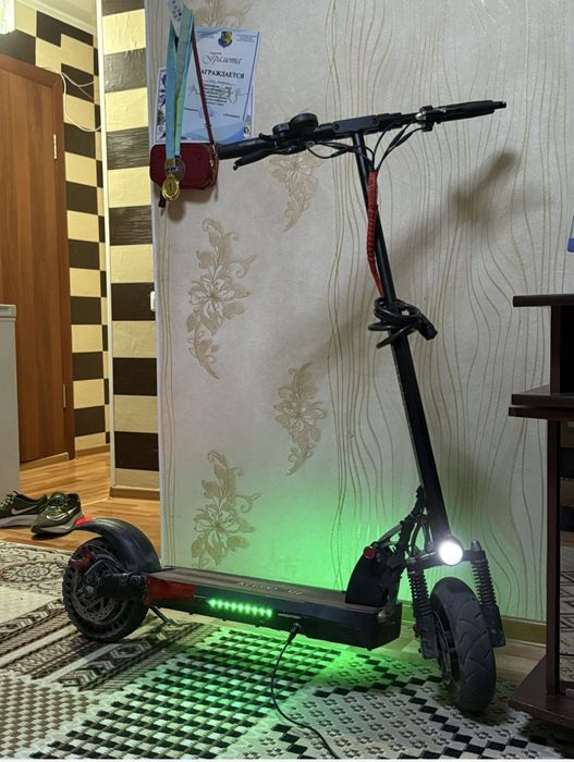 Подам электросамакат