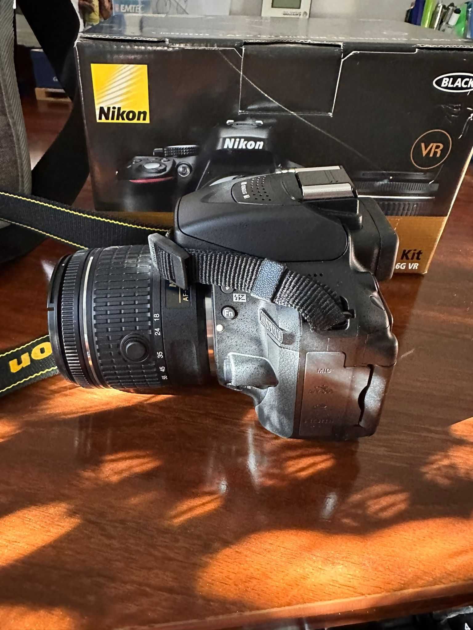 Aparat foto Nikon D5300 + geanta