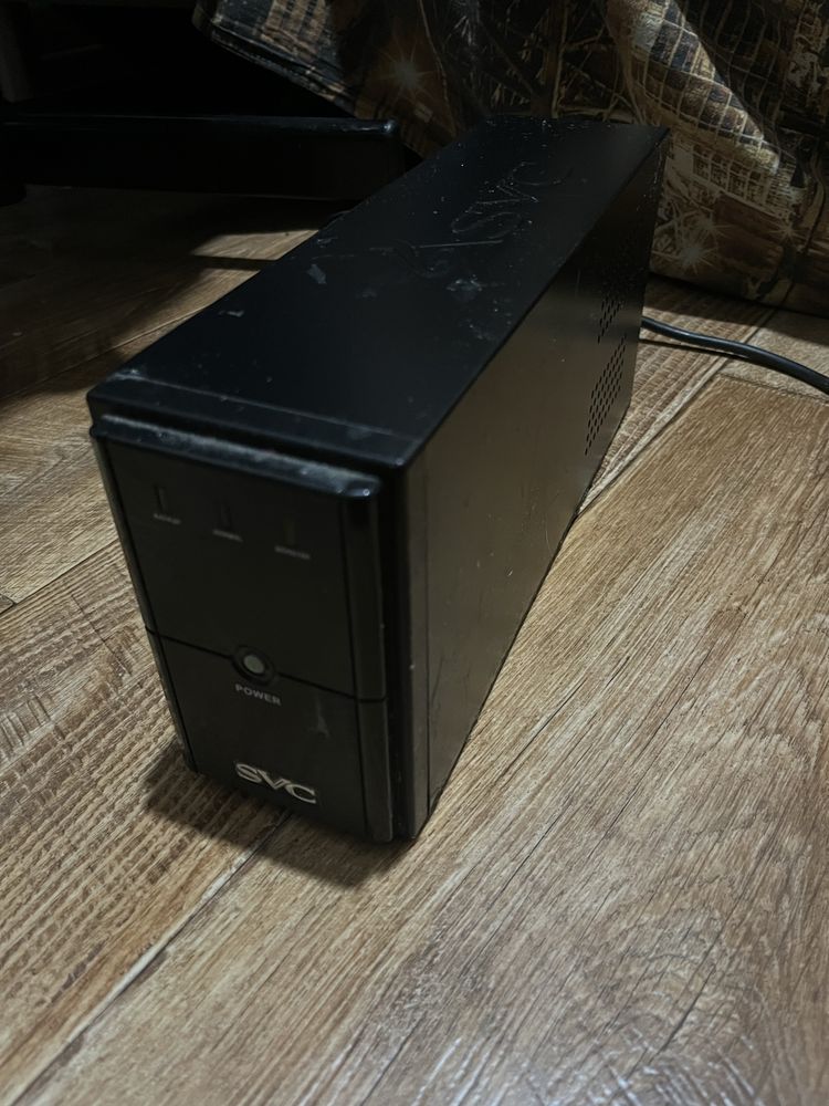 УПС SVC V-800-L Источник бесперебойного питания