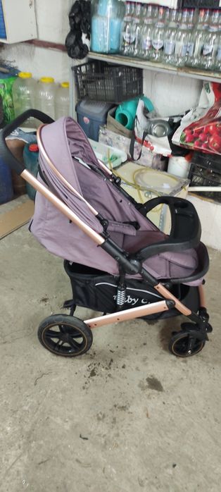 Vând Căruț bebe 2 in 1