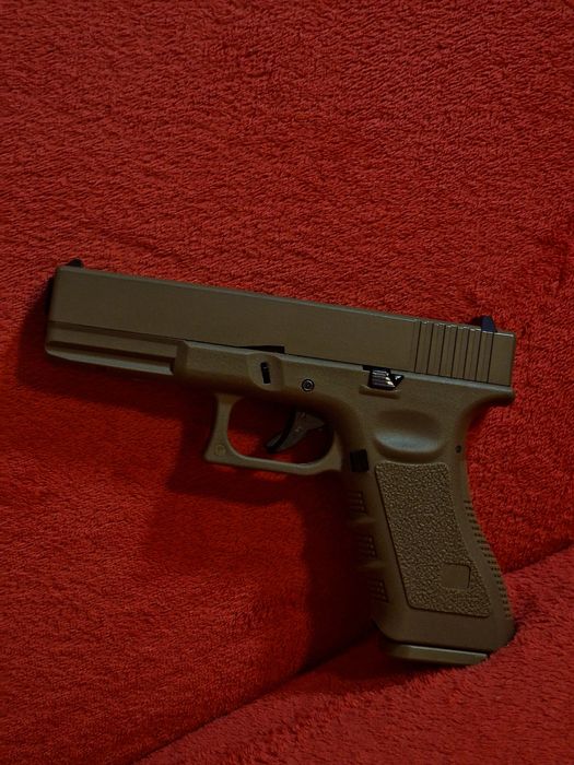 Glock 17 gen. |V  TAN》E&C Airsoft ~Green Gas