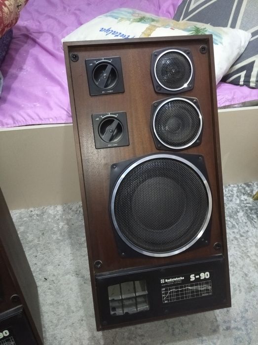 Продам калонки S-90 усилитель