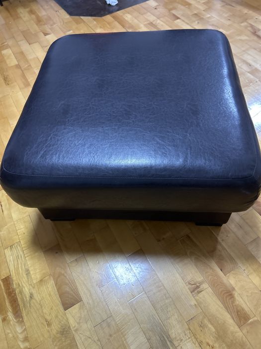 Masuta de piele