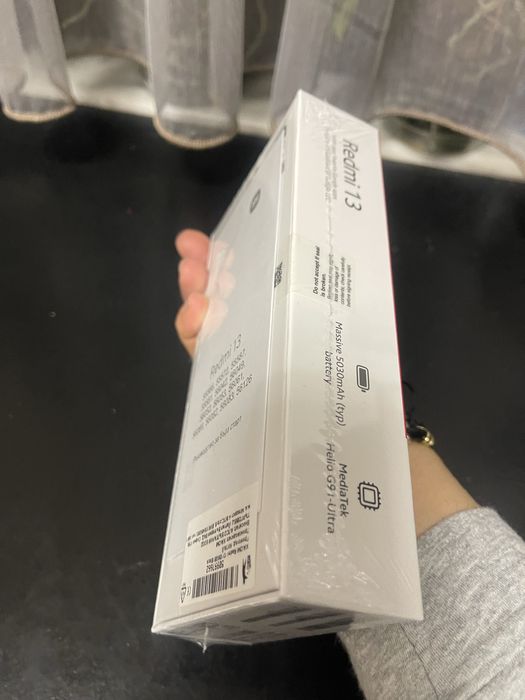 Redmi13 128 gb черен цвят