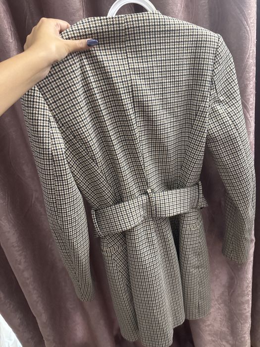 Палто от Zara с коланче