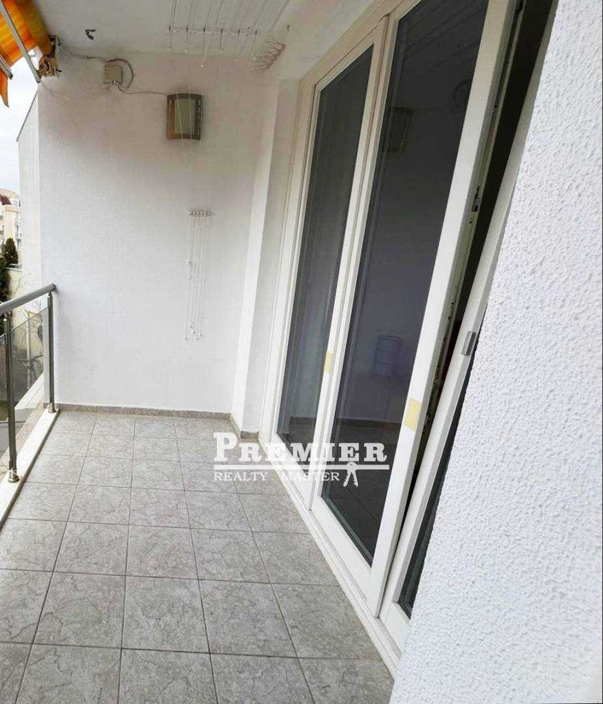 Продава се Двустаен апартамент в Свети Влас - 53 кв.м за 1434 €/кв.м - Снимка #1