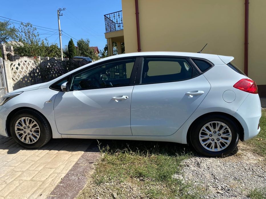 Se vinde Kia Ceed 1.4 , an 2016 manuală ,  economică și întreținută
