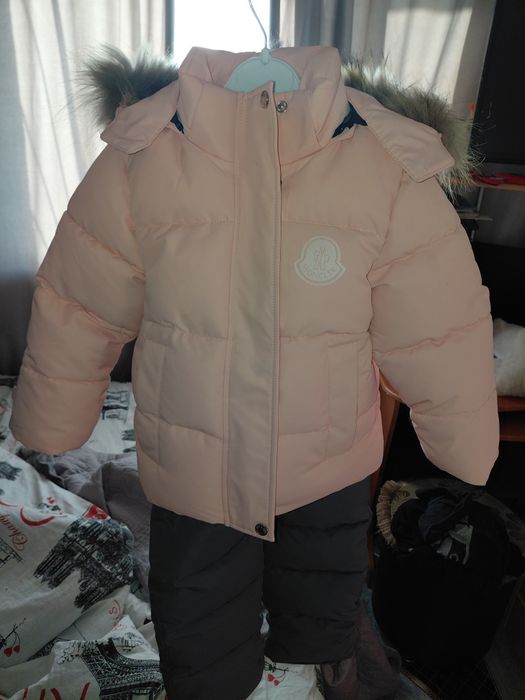 Продам куртку детская новая