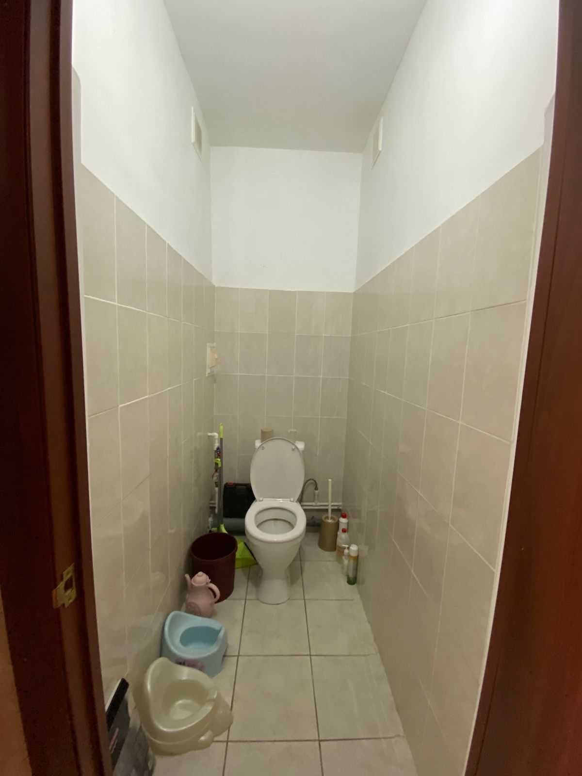 Продается 1 ком,кв район Зач,Бирлик 11