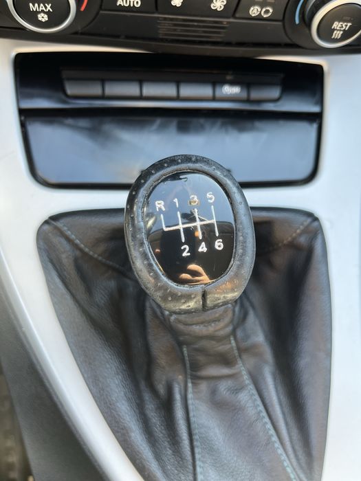 BMW 318D 2.0 Двигателят и ходовата част са без никакви проблеми