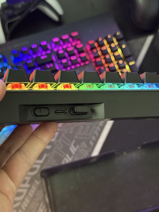 Tastatura Asus Wireless ROG Falchion