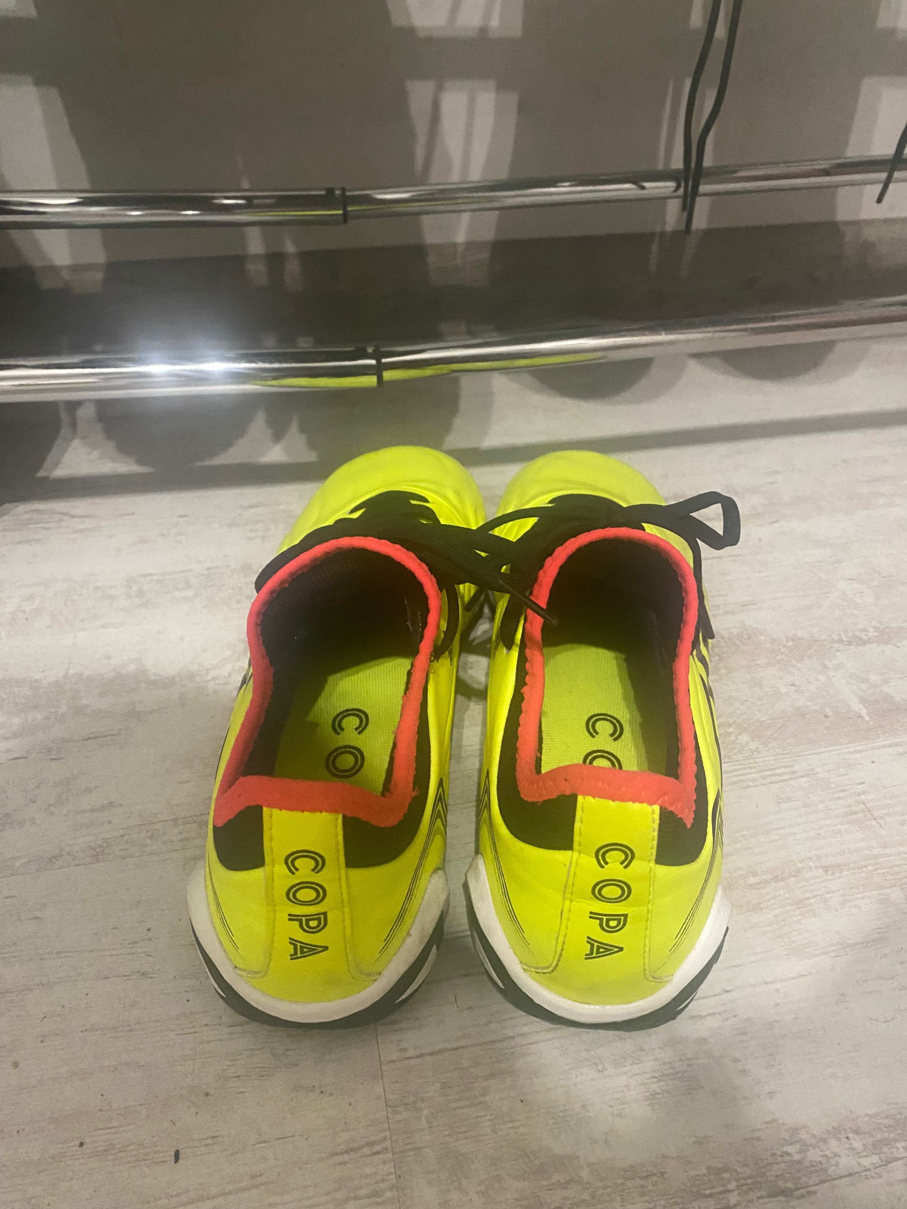 Маратонки за футбол Nike , adidas