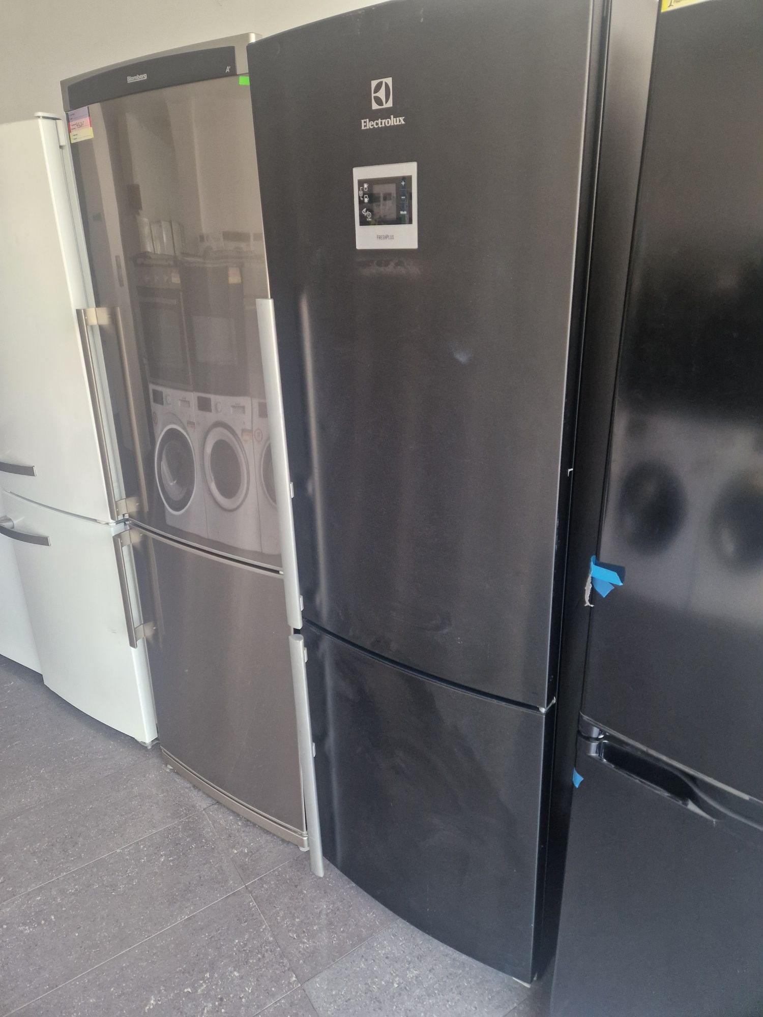 Хладилник с фризер Electrolux A++ No Frost