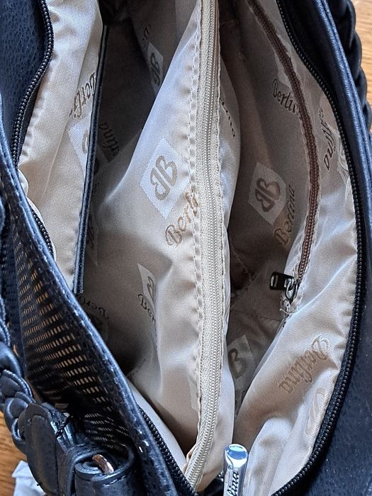 Дамски чанти Berlina и Stradivarius