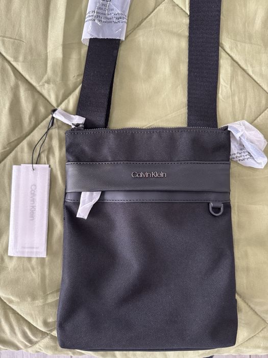 Geanta crossover Calvin Klein flatpack, originala, material CORDURA