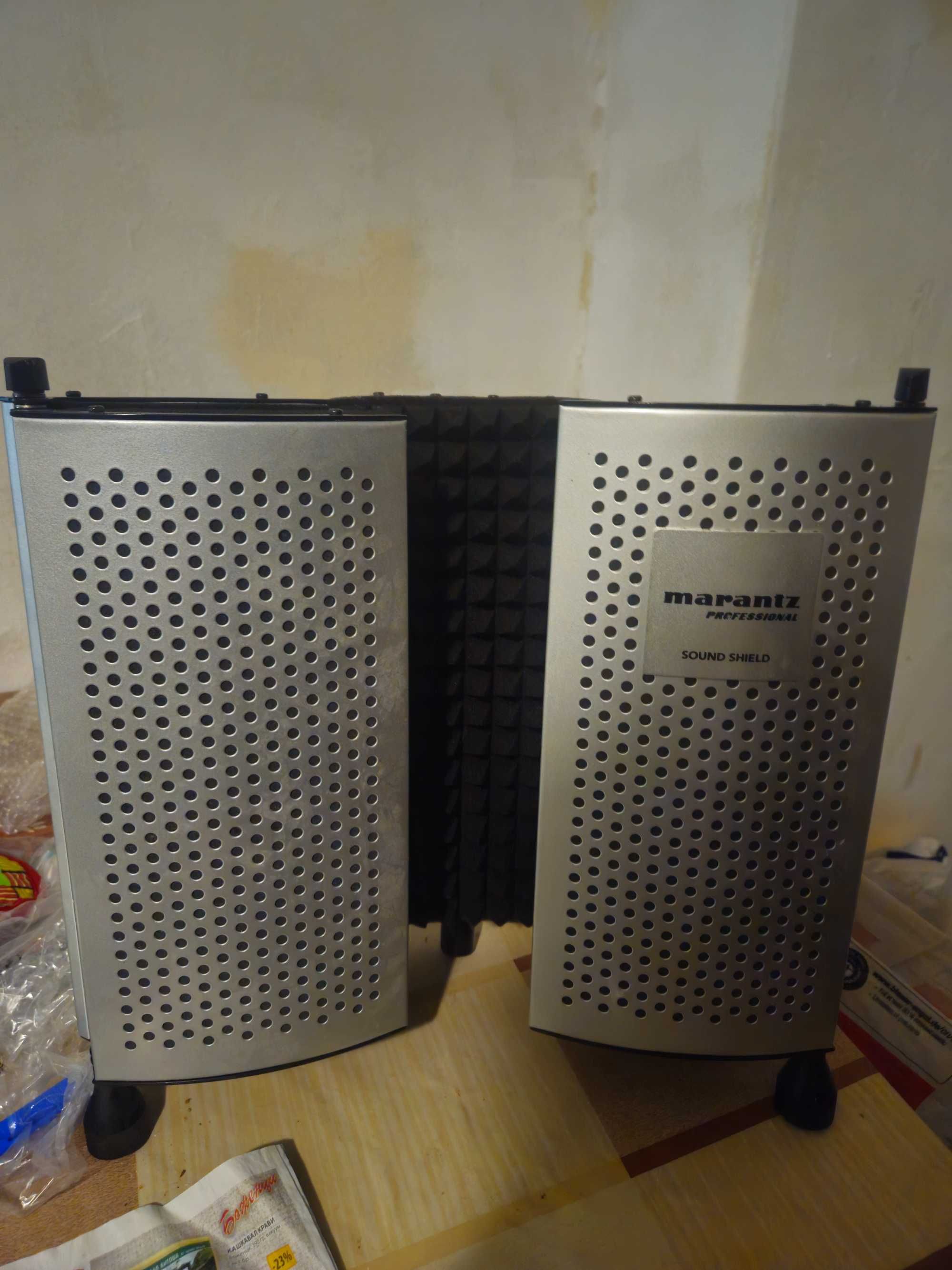 Акустичен екран Marantz Professional Sound Shield.