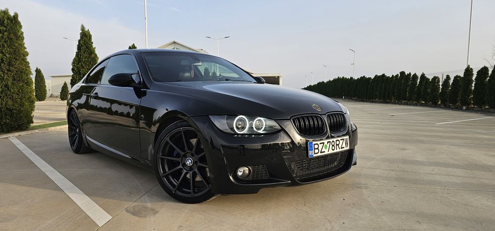 Bmw e92 Coupe  330d manual ///M Pachet impozit de 2.0