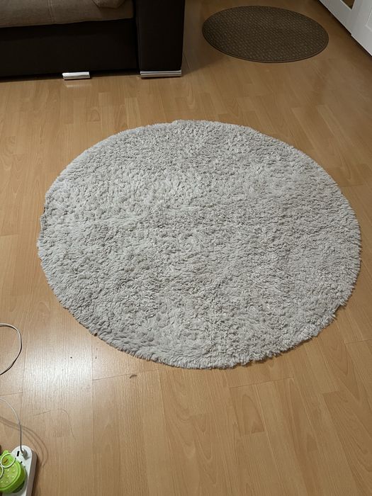 Covor pufos - culoare crem (1 m)