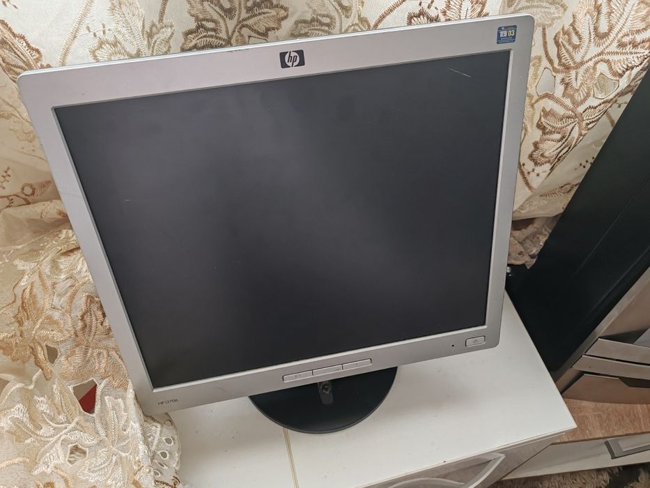 Monitor HP 2005 18 ich