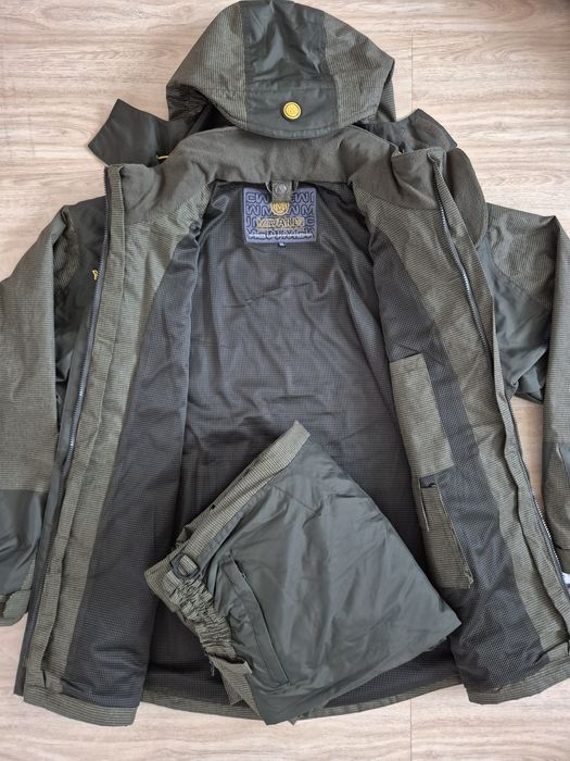 Mivardi carp wear мъжки комплект за риболов