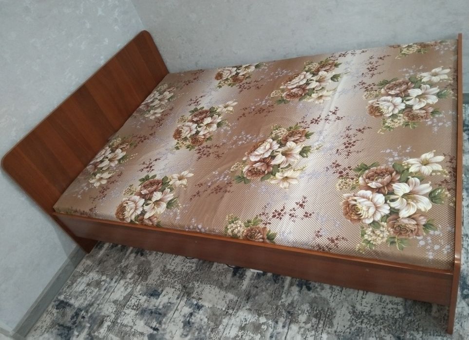 1,5-спальная кровать