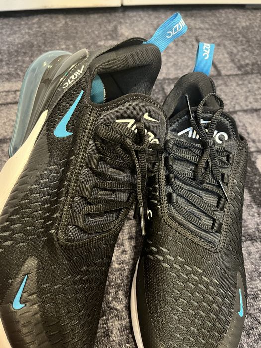 Adidasi Nike Air max 270