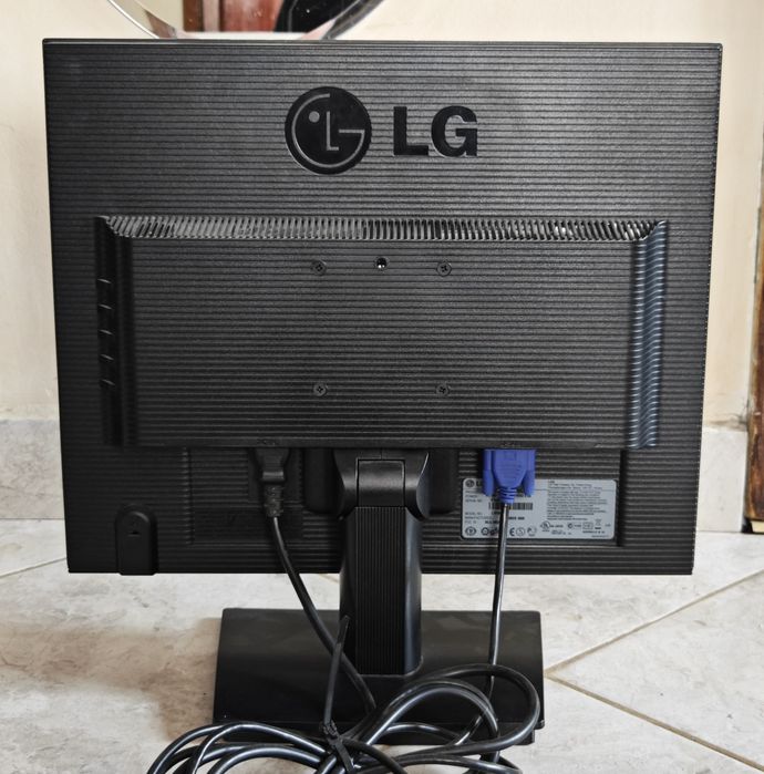 19" LCD Монитор LG FLATRON L1919S