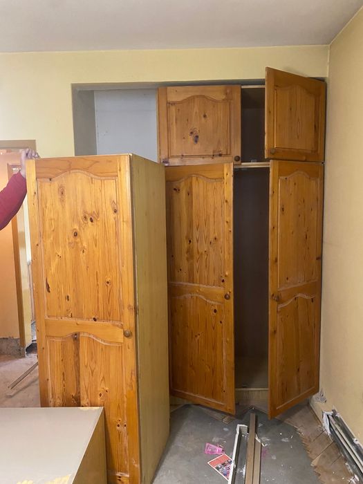 Гардероби 4 от дърво