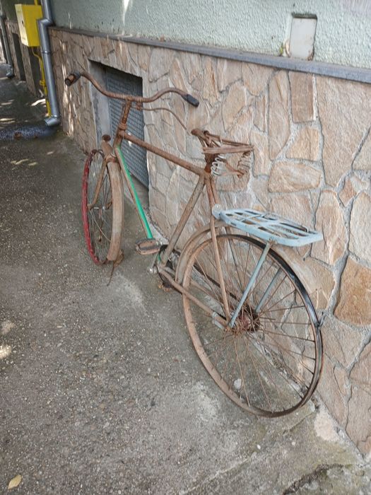 Bicicletă veche Tohan Carpați