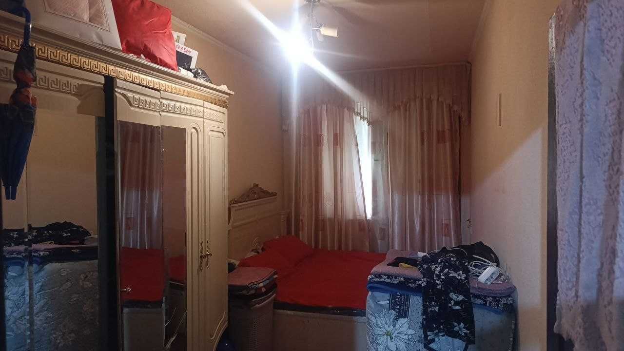 Продается СВОЯ собственная квартира, трехкомнатная ( 4х ком ), 64м2.