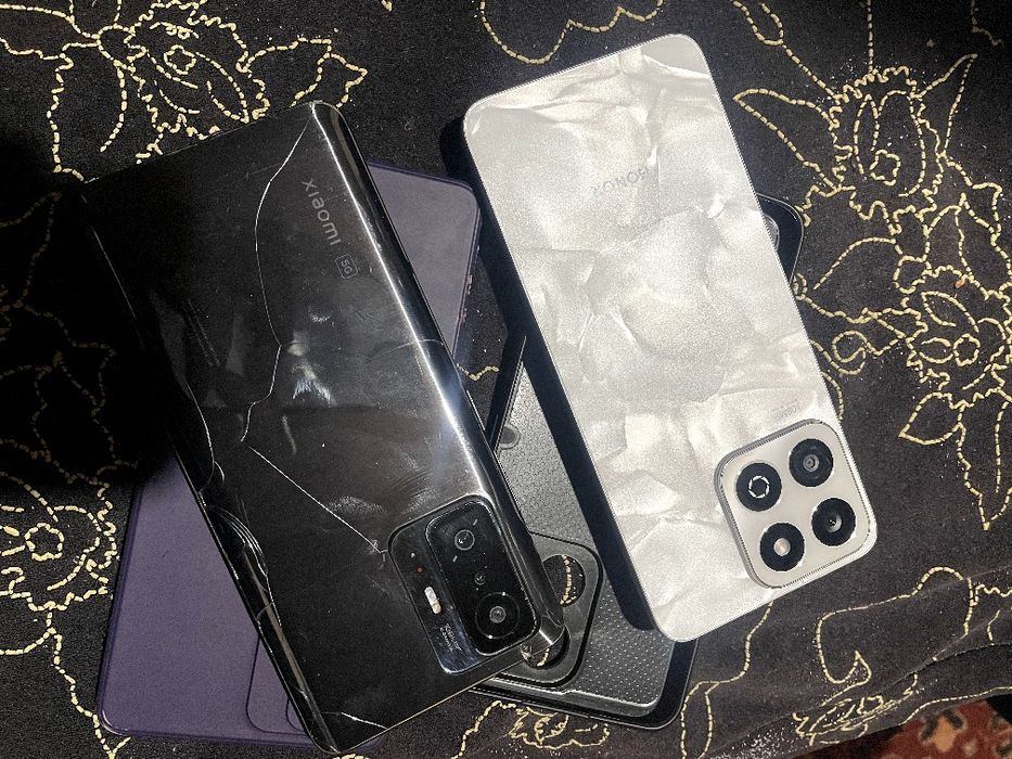 Tel sotiladi yoki obmen 2 ta. Honor X7c. Mi 11 T