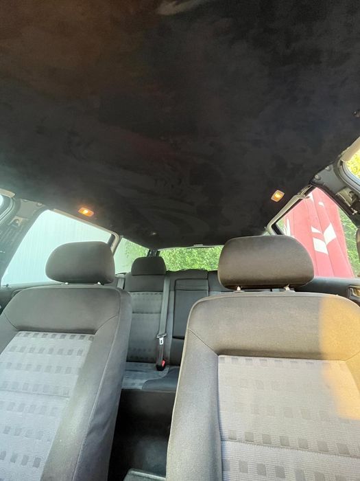 Retapitare stâlpi și plafoane auto