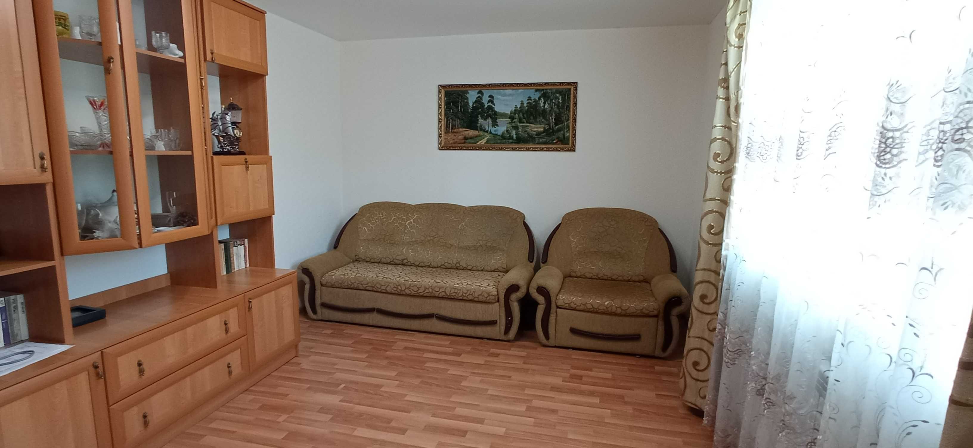 диван-кровать и 2 кресла-кровати в отл. сост.