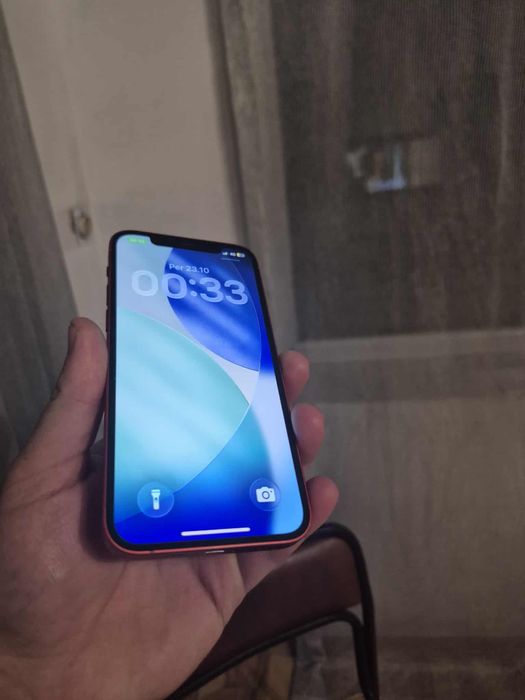 İPhone 12 red product