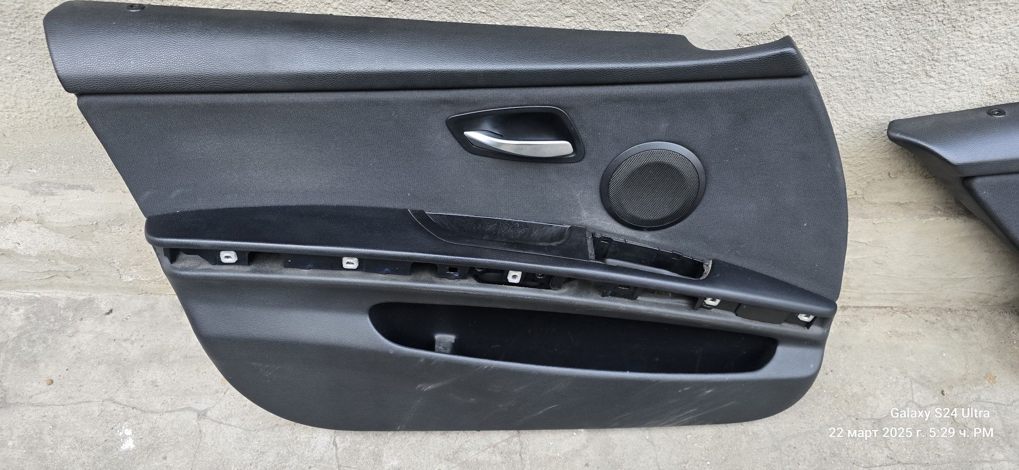Bmw e91 кори с отвори за HI FI,задни кожени кори от е90