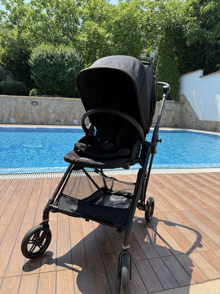 Продавам детска количка Cybex Melio Carbon