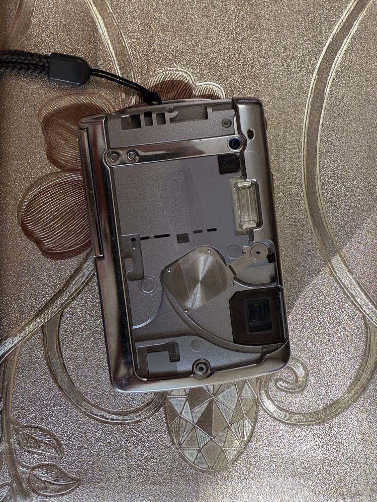 Olympus Stylus 720 SW