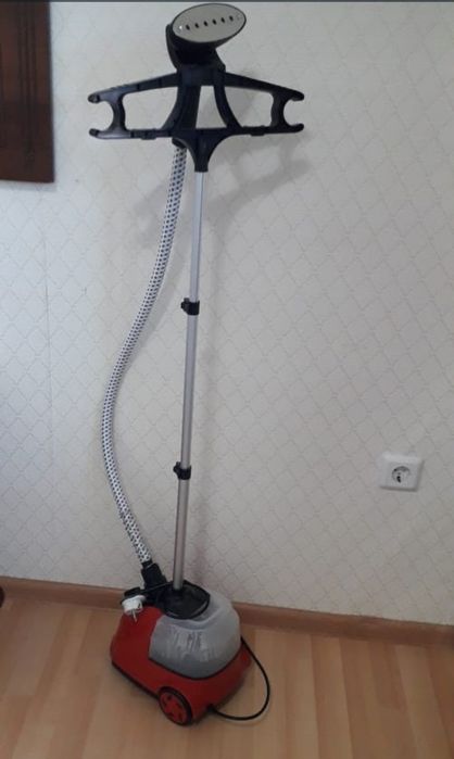 Паровой утюг в отличном состоянии