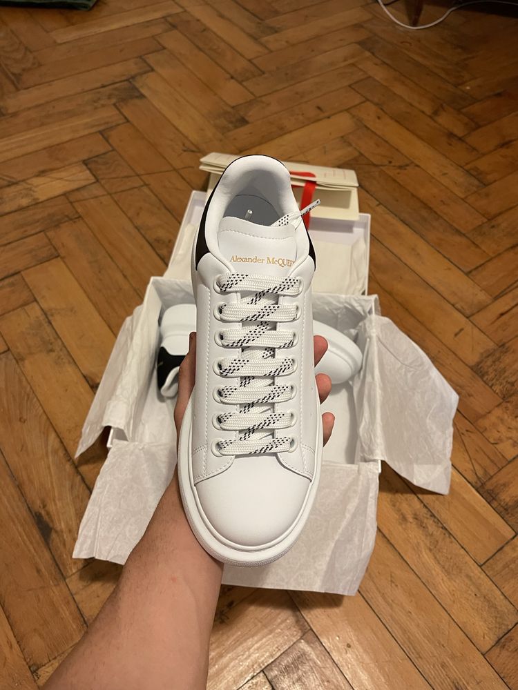 Alexander Mcqueen Oversized 41