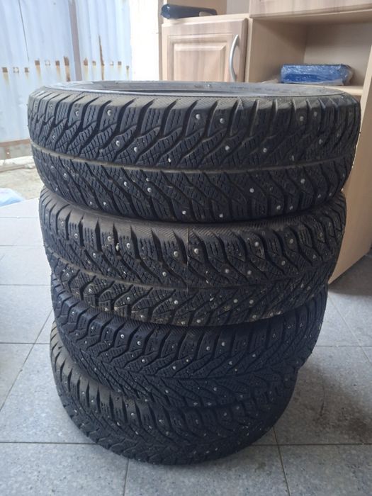 Продам зимние Шипы