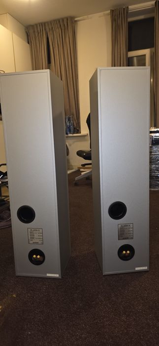 Тонколони quadral platin x