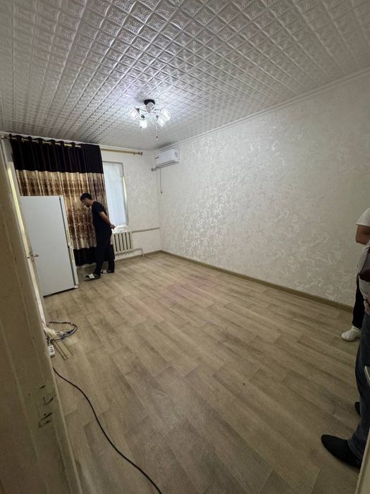 Метро Улугбека продается 1 комтатная ‼️ 1/4/4