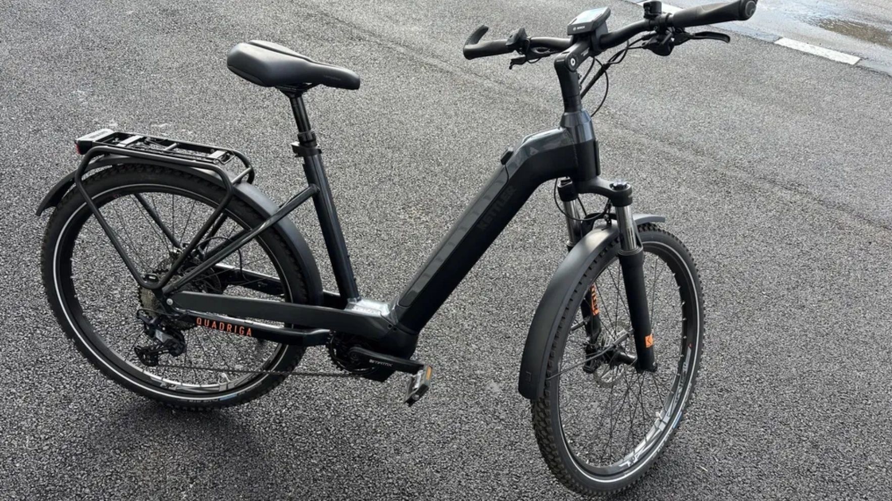 Angajam curieri / Bolt Tazz Glovo / bicicleta electrica de inchiriat