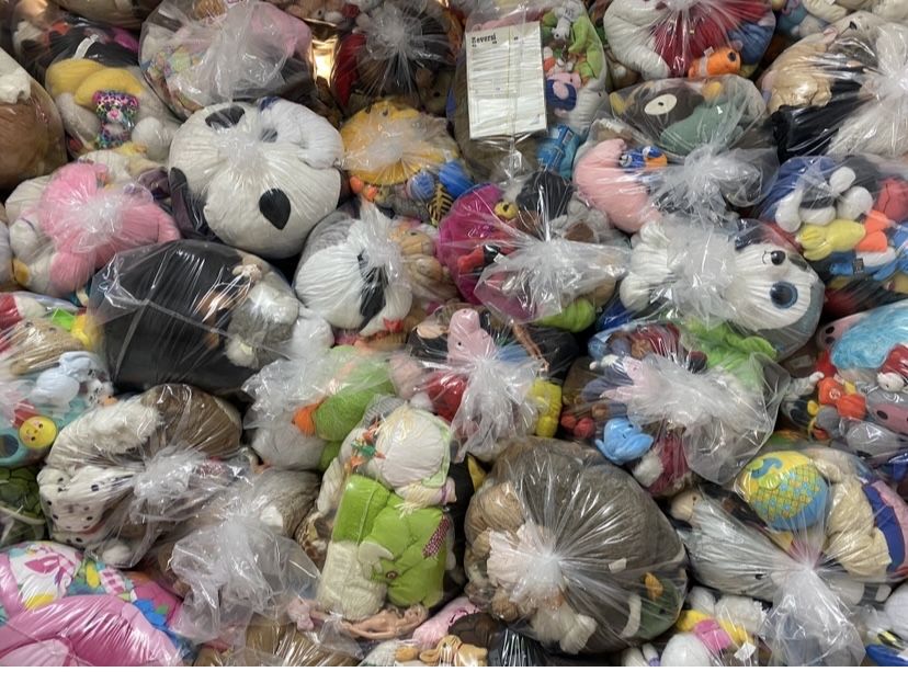 Jucării din pluș en-gros kg , mascote,plușuri, ambalare sac 10 kg