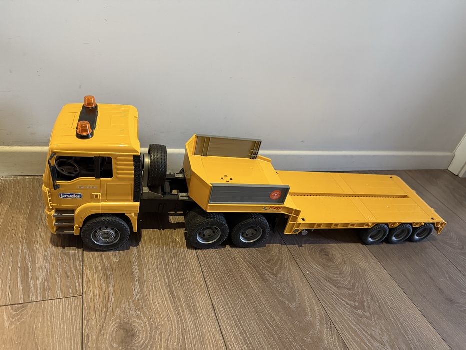 Bruder MAN влекач