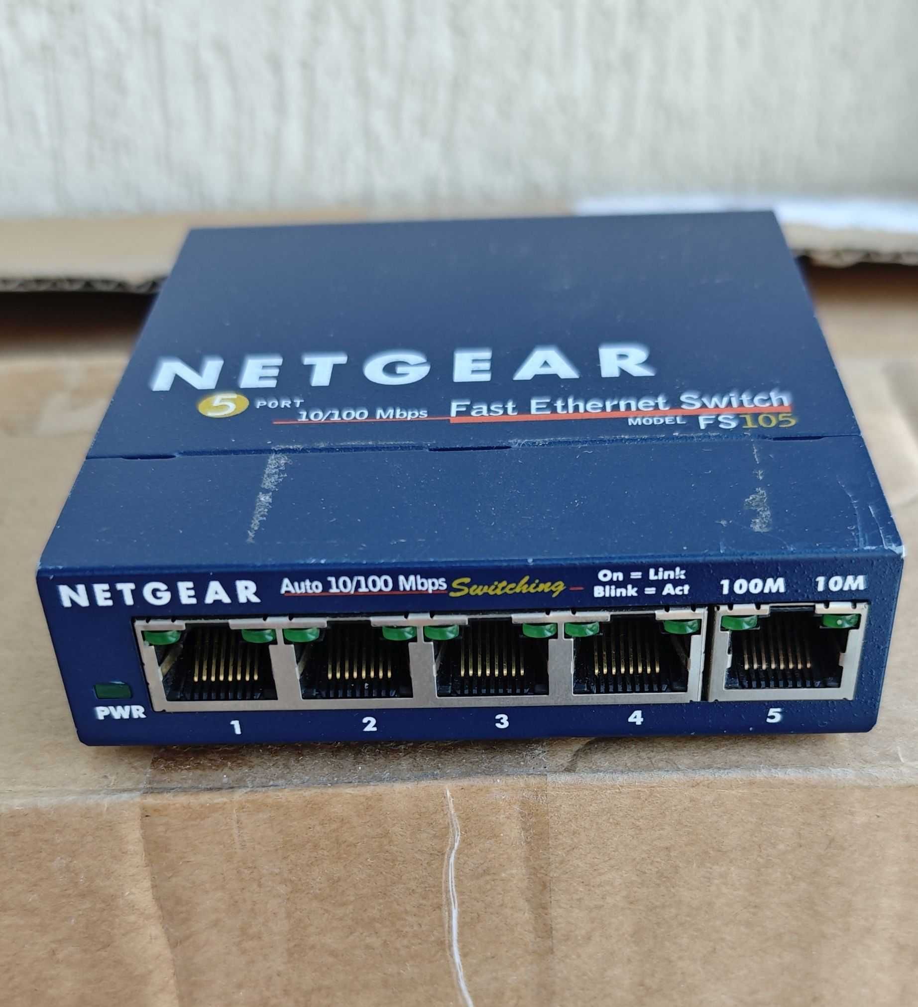 5 портов 10/100Mbit/s суич Netgear FS105